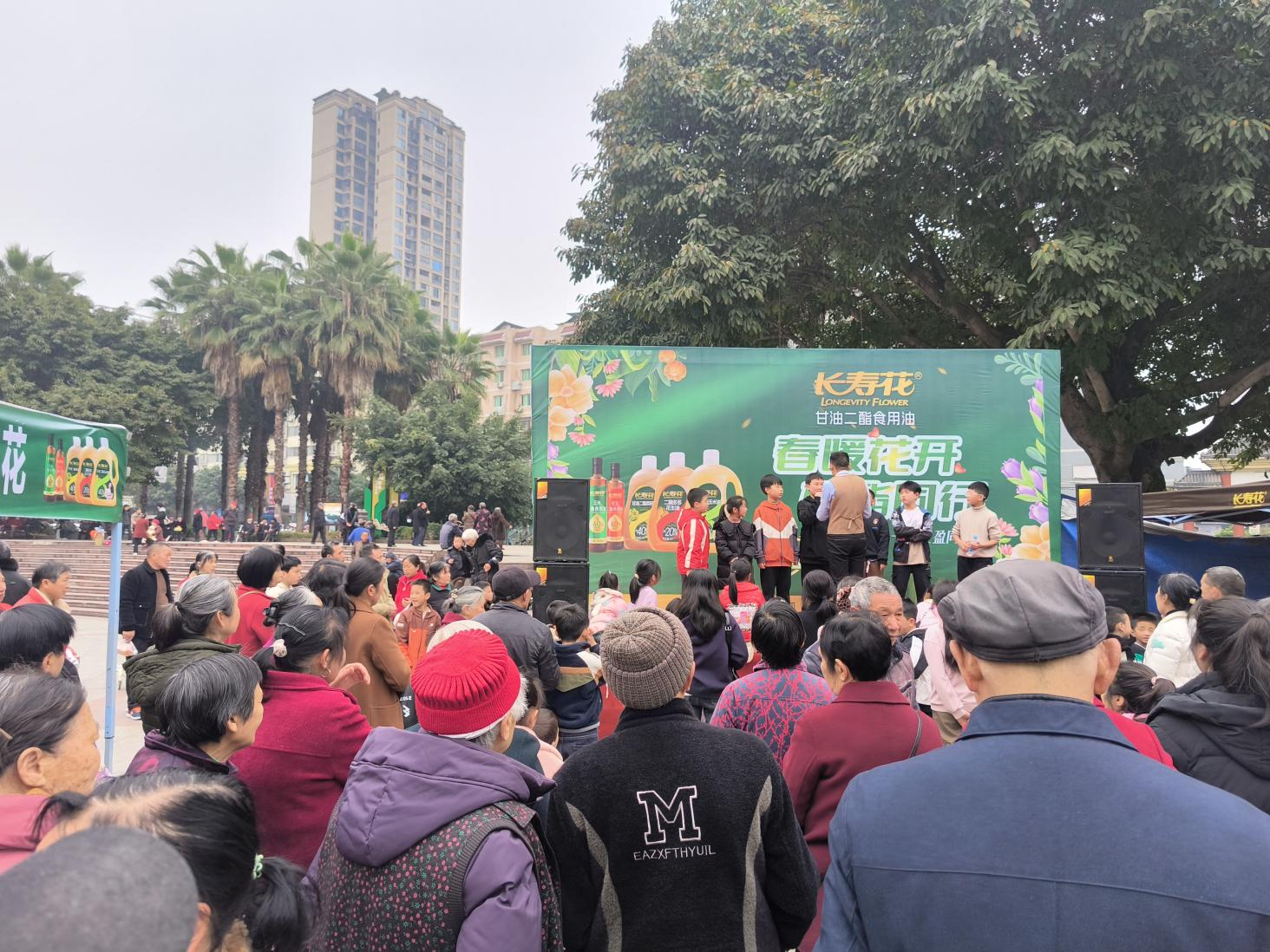 「轻脂正当燃」宝运莱食品“春暖花开 轻酯同业”全国活动开启健康新“食”代